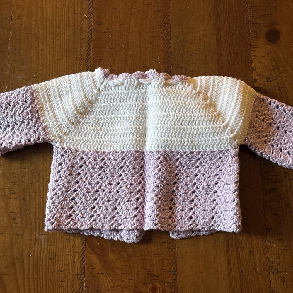 Vintage Heavy Crocheted Baby Sweater Purple And White 12-18 Mo - Picture 6 of 8